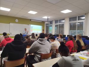 EGEE 3 octobre 2025 Lycée Douanier Rousseau Conférence Recherche de stage