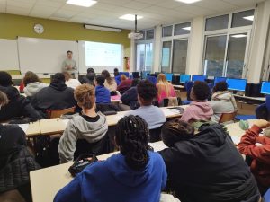 Hugo Barnas Webmaster site internet BTS SAM Lycée Douanier Rousseau Laval novembre 2025